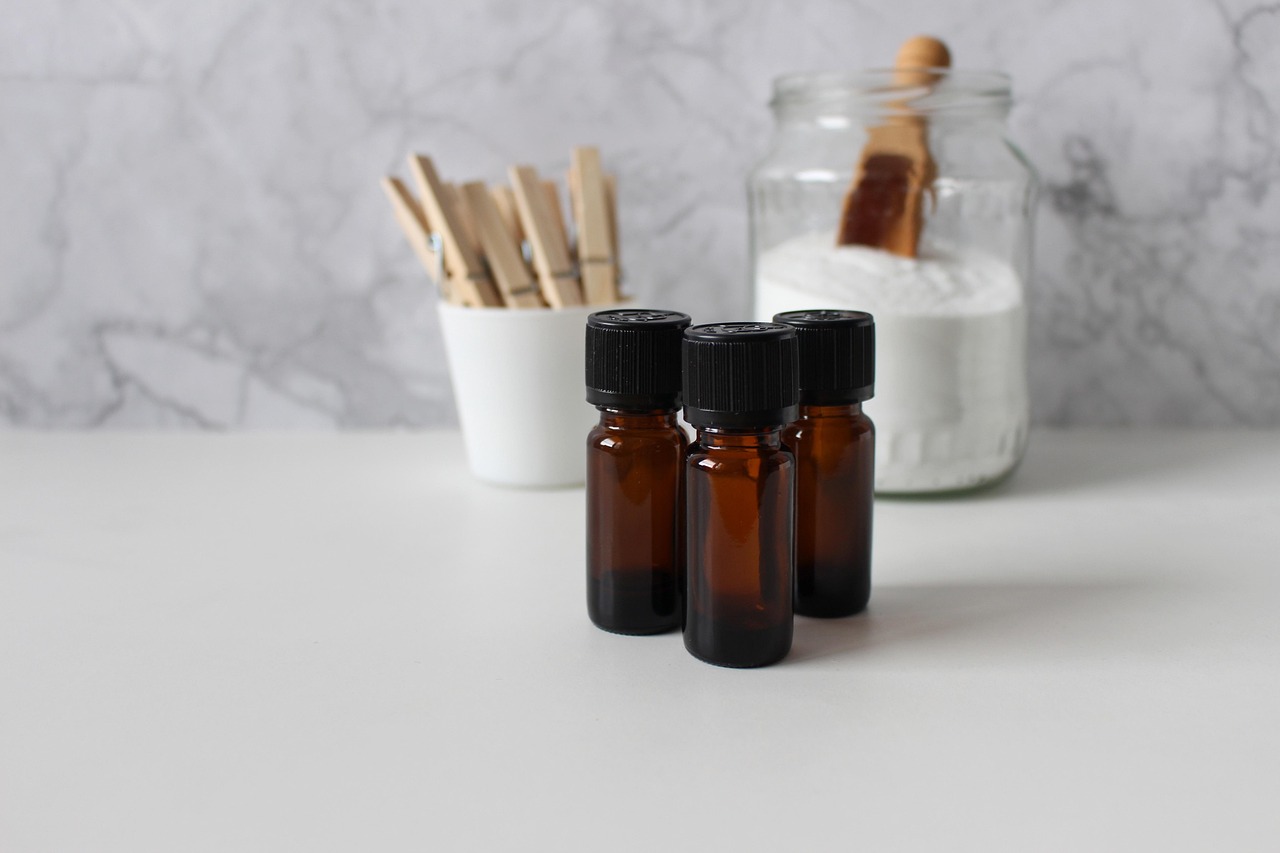 essential oils, to wash, wooden clip, clothespins, laundry, brace, laundry day, naturally, baking soda, soda, zero waste, fresh, laundry service, clean, house work, house cleaning, cleaning, essential oils, essential oils, essential oils, laundry, laundry, baking soda, baking soda, baking soda, baking soda, baking soda, soda, zero waste, zero waste